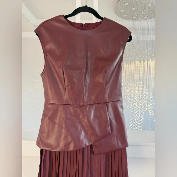 COMMENSE Faux Leather Dress with Peplum Detail - Picture 4 of 7